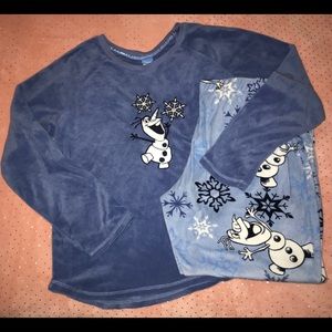 Women’s Olaf Sleepwear